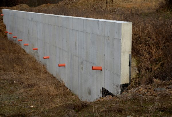 Cost of Hillside Drainage Installation in Cedar Rapids