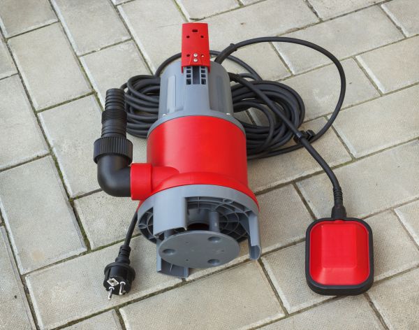 Cost of Submersible Pump Installation in Cedar Rapids